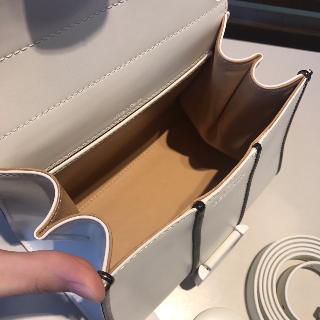 델보 브리앙 복스 토트백 미니